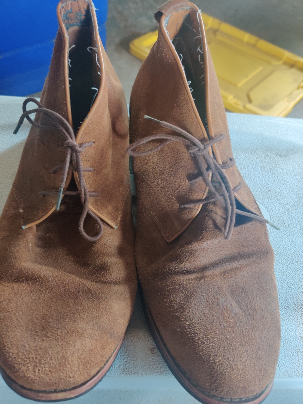 Brown Suede Men’s Lace-Up Chukka Boots